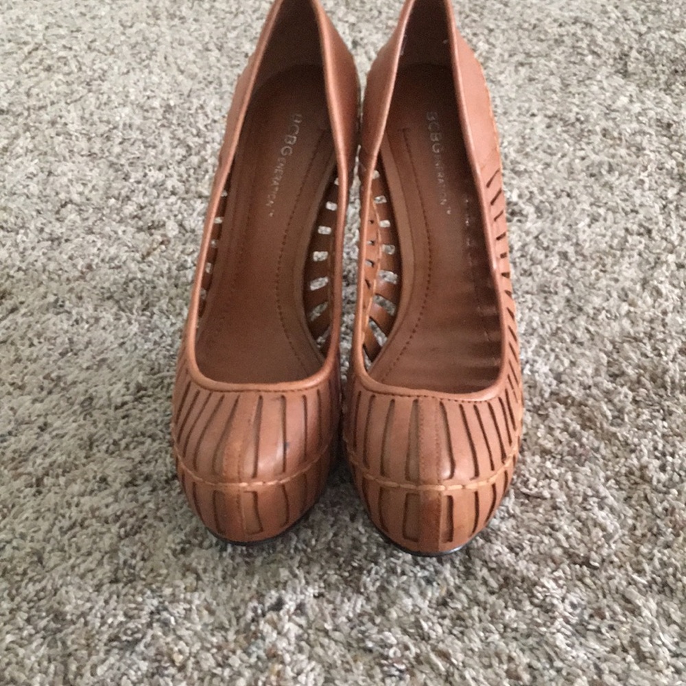 BCBG shoes
